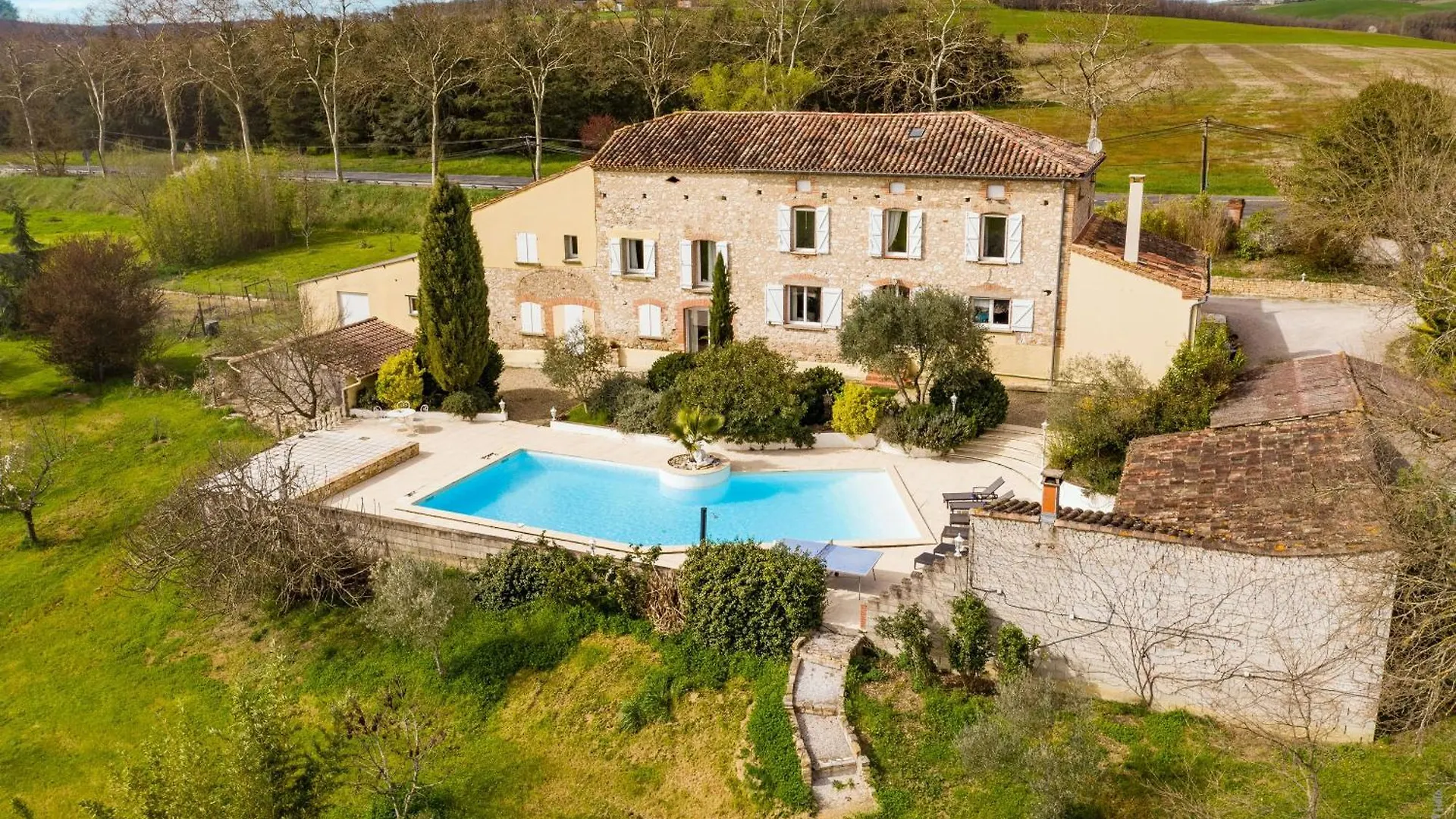 Villa Larmes - Spacieuse - Piscine - Spa Puybegon 0*,  France